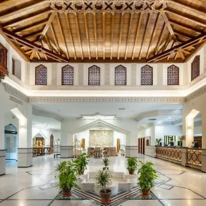 Saray Hotell